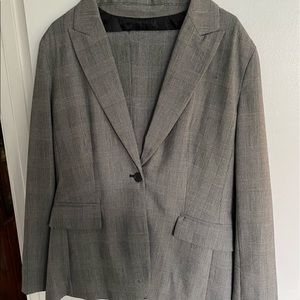 New York & Co women’s plaid pant suit size 12
